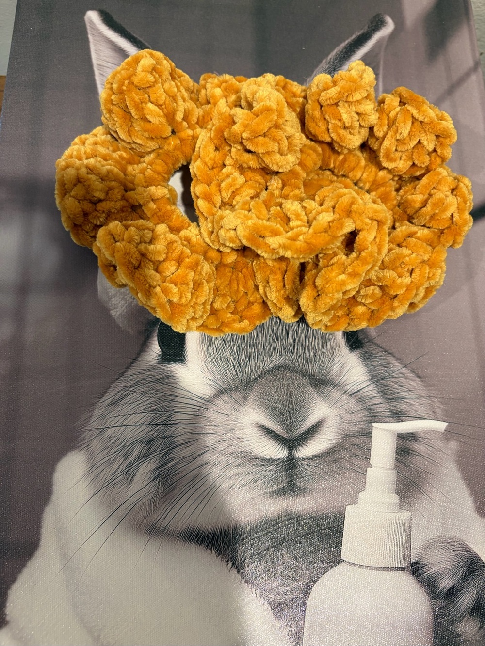 Plush Velvet Mustard Scrunchie Set